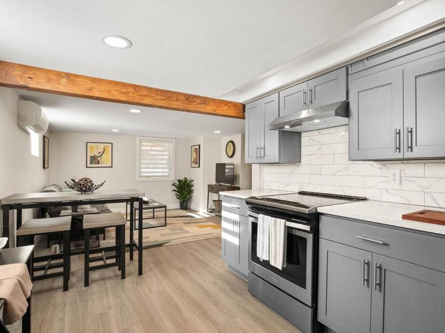 Elegant Richmond Gem Nestled Up To Hawthorne Blvd. Διαμέρισμα Πόρτλαντ Εξωτερικό φωτογραφία